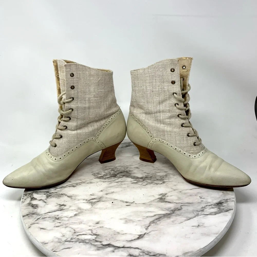 VTG Nine West Lace Up Two Tone Pointed Toe Boots 7.5 Victorian Edwardian Cosplay - Picture 7 of 16